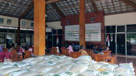 782 KK di Banjarejo terima Bantuan CPP (Cadangan Pangan Pemerintah)